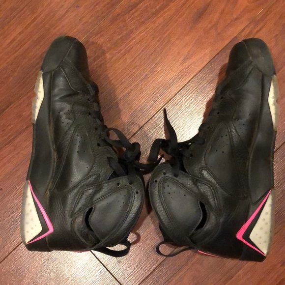 Air Jordan 7’s Youth boys size 6. - Picture 3 of 5